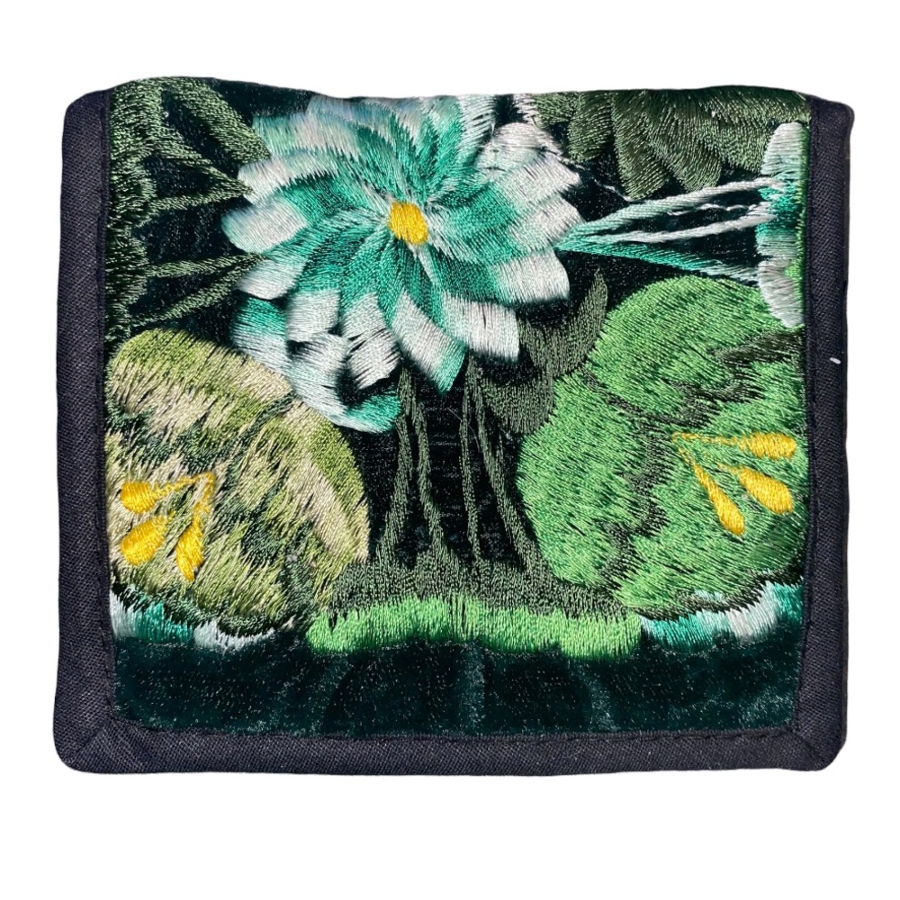 Embroidered floral wallet, handmade, green flower embroidered black, new - Picture 2 of 5